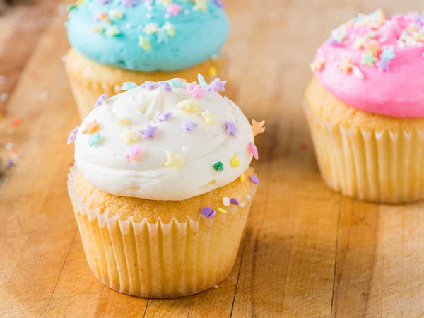 Buttercup_Bake_Shop_Cupcake_Assortment