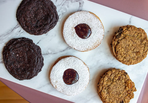 Kfar_Cafe_Cookies