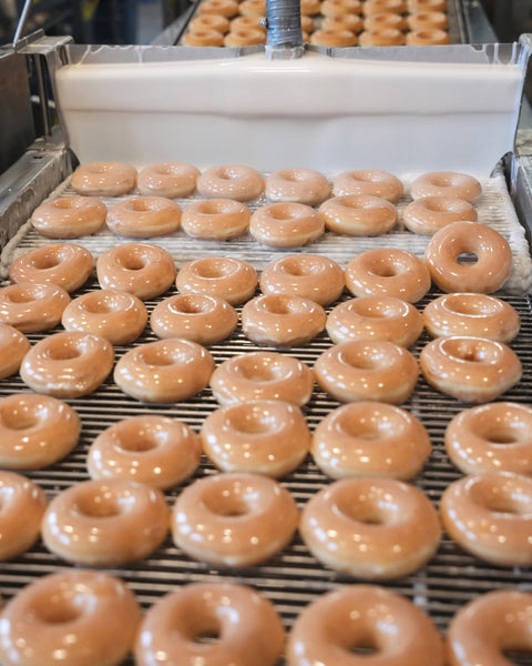 Krispy_Kreme_Glazed_Donuts_Hot