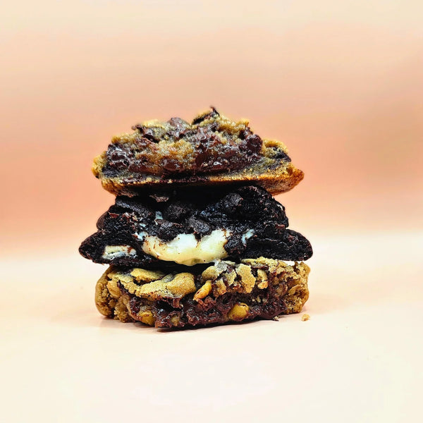 La_Bonbonniere_Bakery_Assorted_Cookie_Box