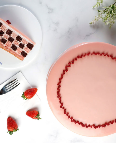 Lady_M_Strawberry_Cake