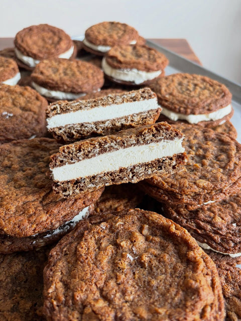 Levee_Baking_Co_-_Oatmeal_Cream_Pies