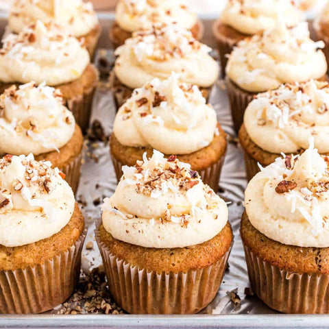 Love_by_the_Slice_Bakery_Cupcakes