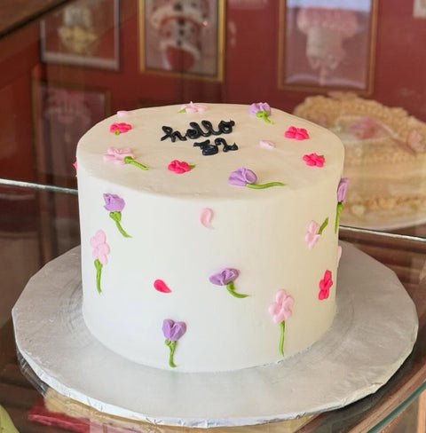 Tiara_Cakes_Floral_Cake