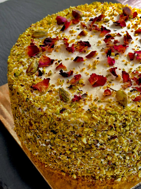 Warda_Patisserie_Pistachios_Covered_Cake_69ed29a2-dffd-419f-9533-868588371375