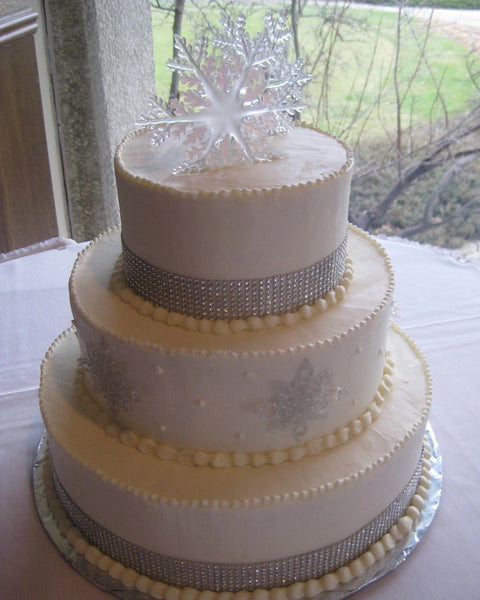 A Little Slice of Heaven Bakery Oconomowoc, WI round tiered cake with rhinestones
