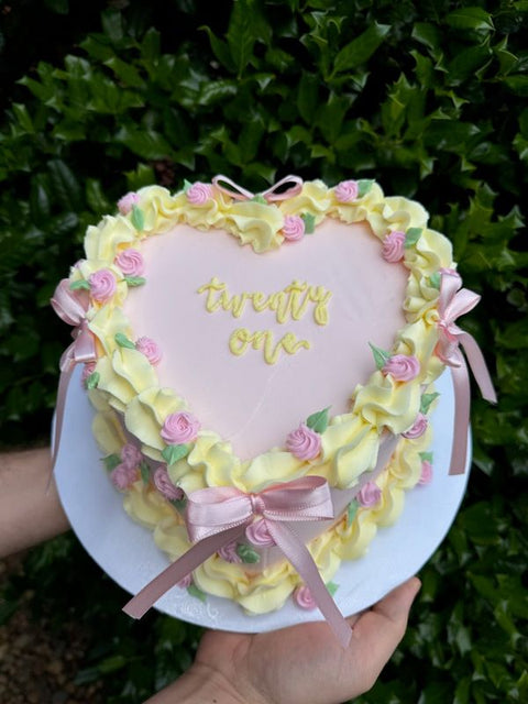 Couture Cakes of Greenville Bakery Greenville, SC fresh cakes