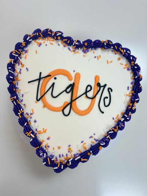Couture Cakes of Greenville Bakery Greenville, SC fresh cakes