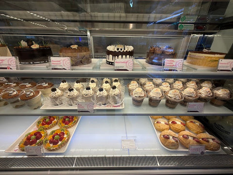 Sweet Hut Bakery & Cafe photo 2