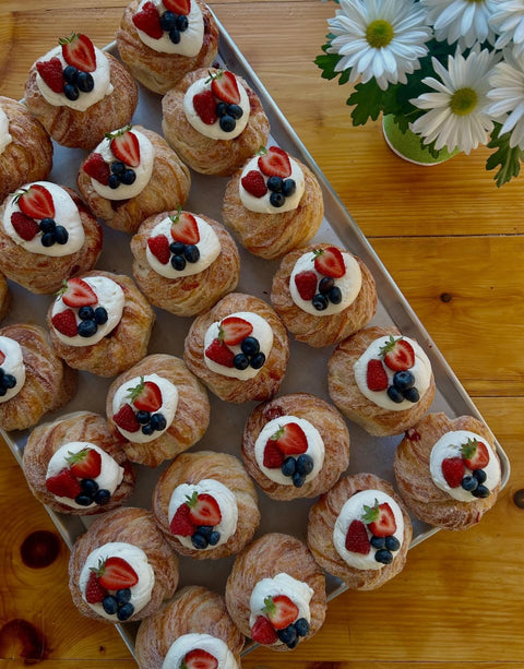 Bakehouse_Fruit_topp_Pastry_Puffs