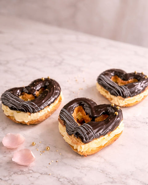 Bakery_Nouveau_Heart_Shaped_Chocolate_Eclair_Pastries
