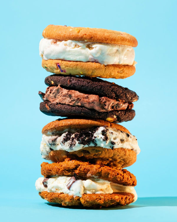 Chip_City_Cookies_Cream_Stuffed_Sandwich_Cookies