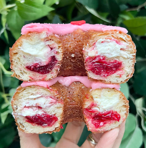 Dominique_Ansel_Bakery_Strawberry_Cronut_Pastry