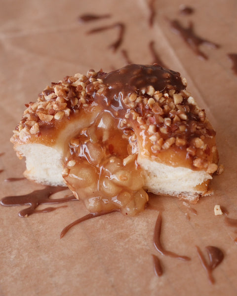Dutch_Girl_Doughnuts_Apple_Filled_Pastry