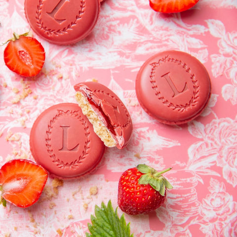 Laduree_Strawberry_Macarons