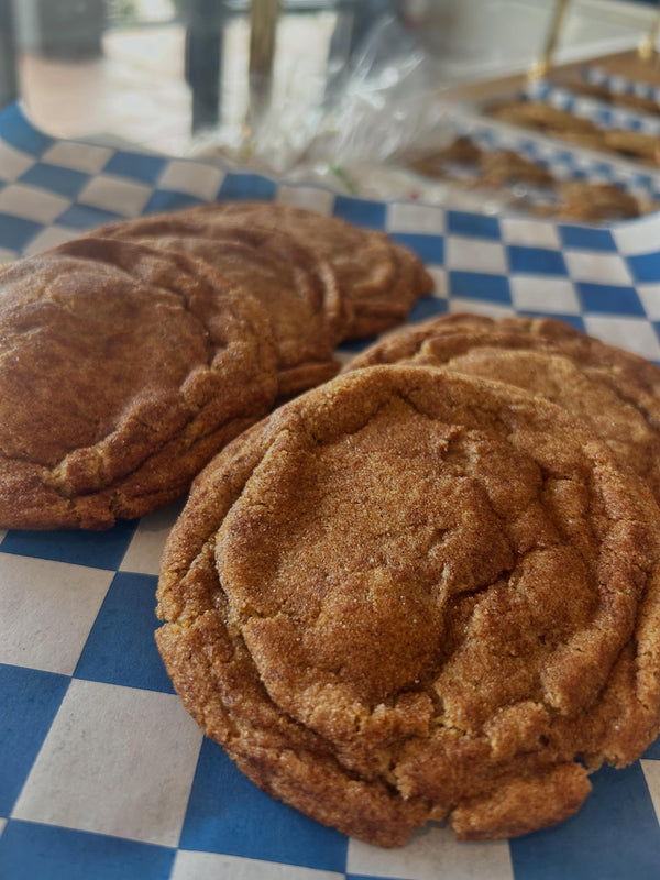 The_Cookie_Box_Snickerdoodle_Cookies