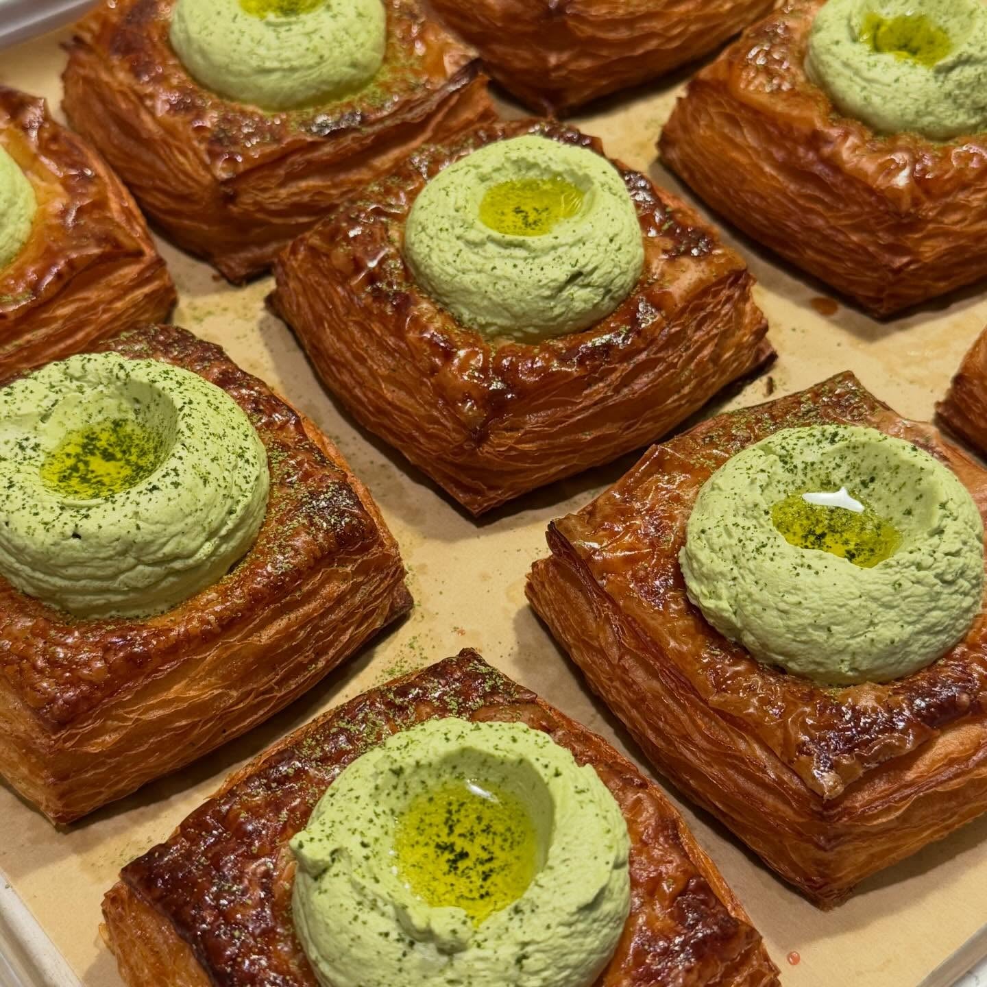 Weltons Tiny Bakery Strawberry Matcha Filles Danish