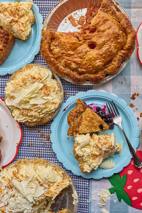 dahlia_bakery_assortment_of_desserts