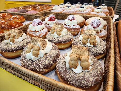 Flour Premium Doughnut photo 2