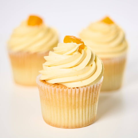 Jennivee's Bakery & Cafe Chicago, IL cupcake
