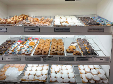 Peter Pan Donut & Pastry Shop photo 3