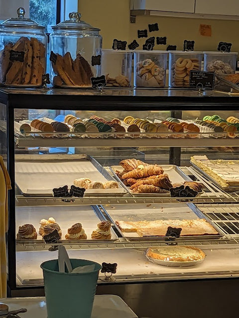 Villani's Bakery photo 1