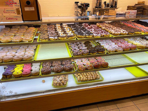 Yummm Donuts photo 1