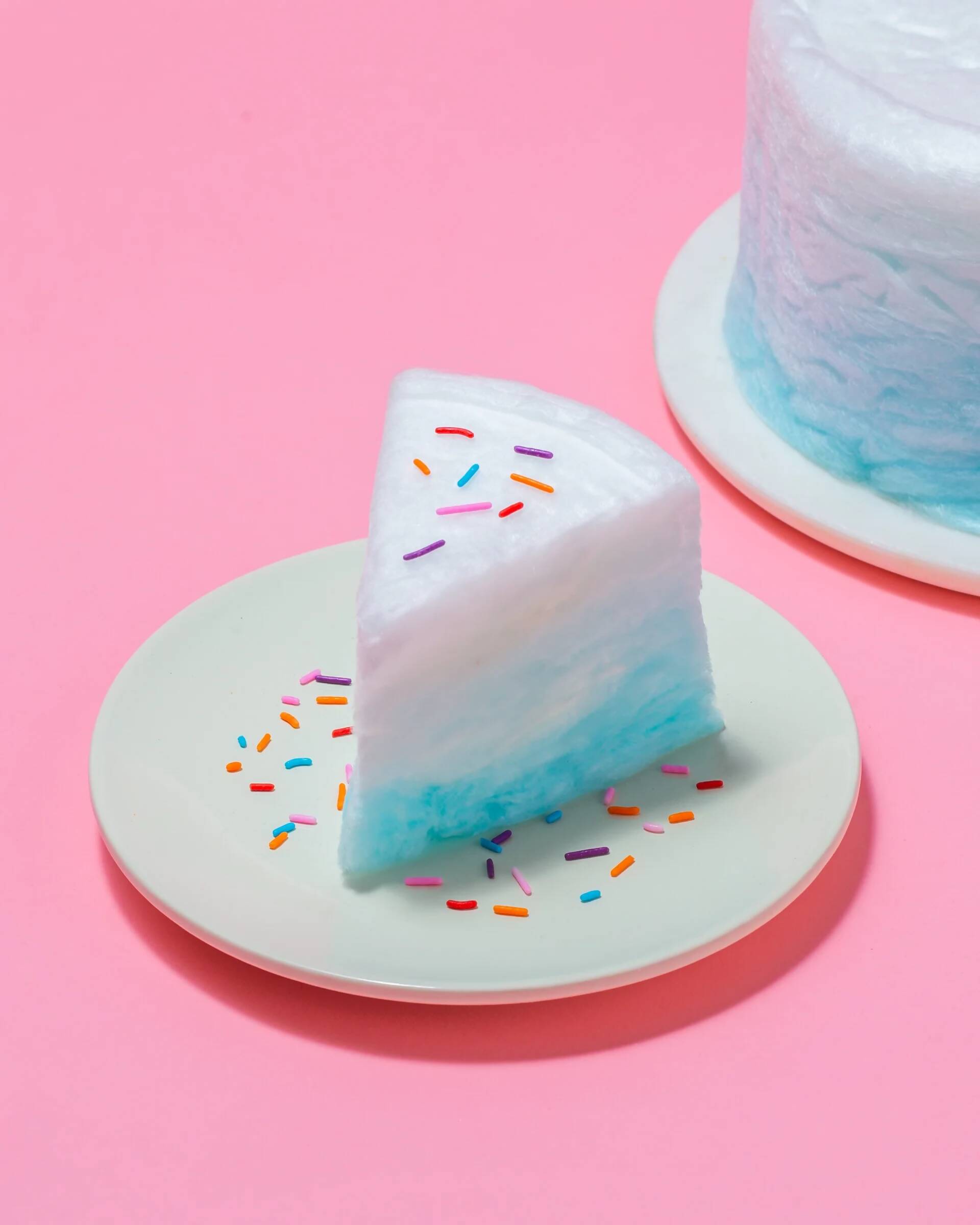 BLUE RAZZ OMBRÉ FLOOF CAKE