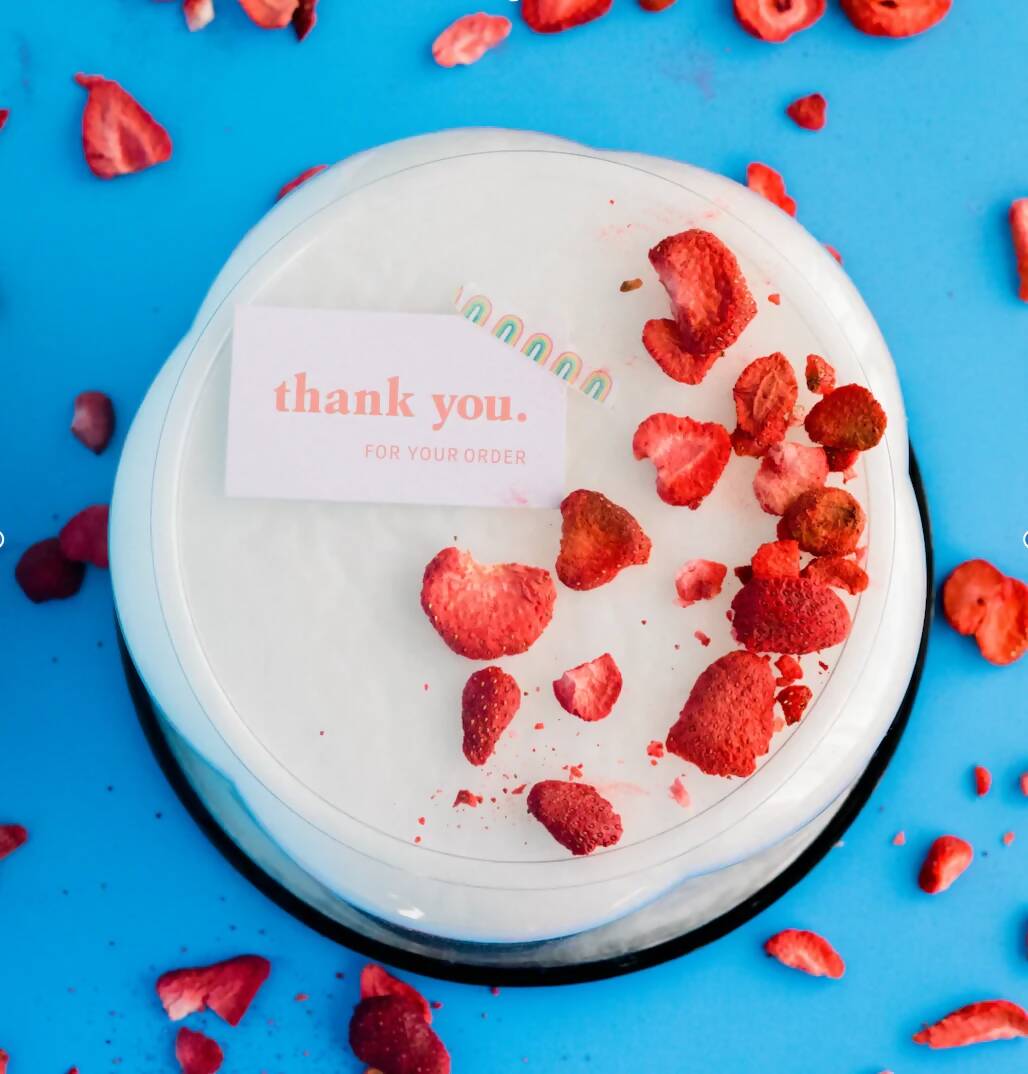 DYE FREE STRAWBERRY FLOOF CAKE